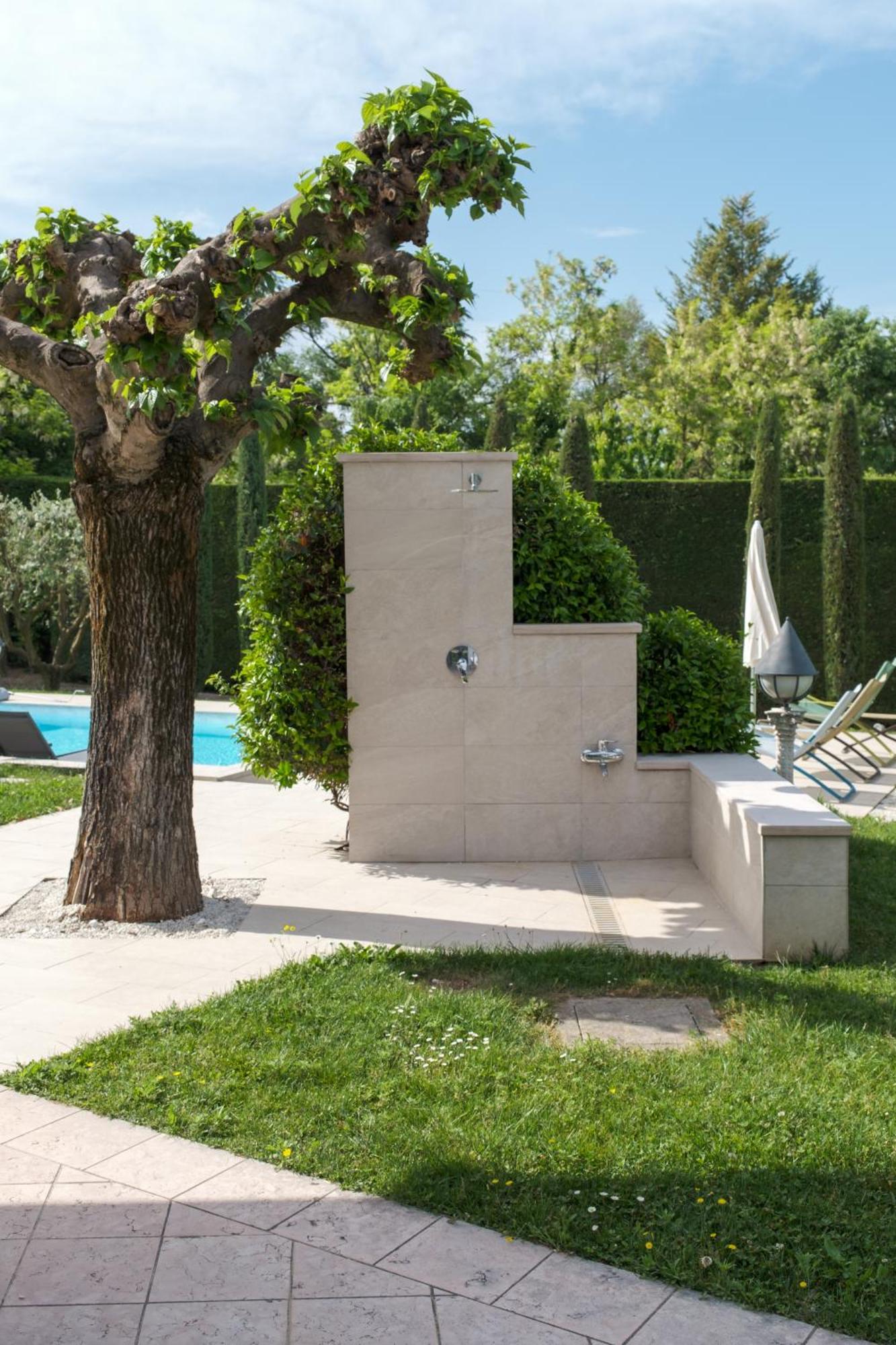 Сasa de vacaciones Carini With 3000 Mq Garden & Heated Pool Castelnuovo del Garda