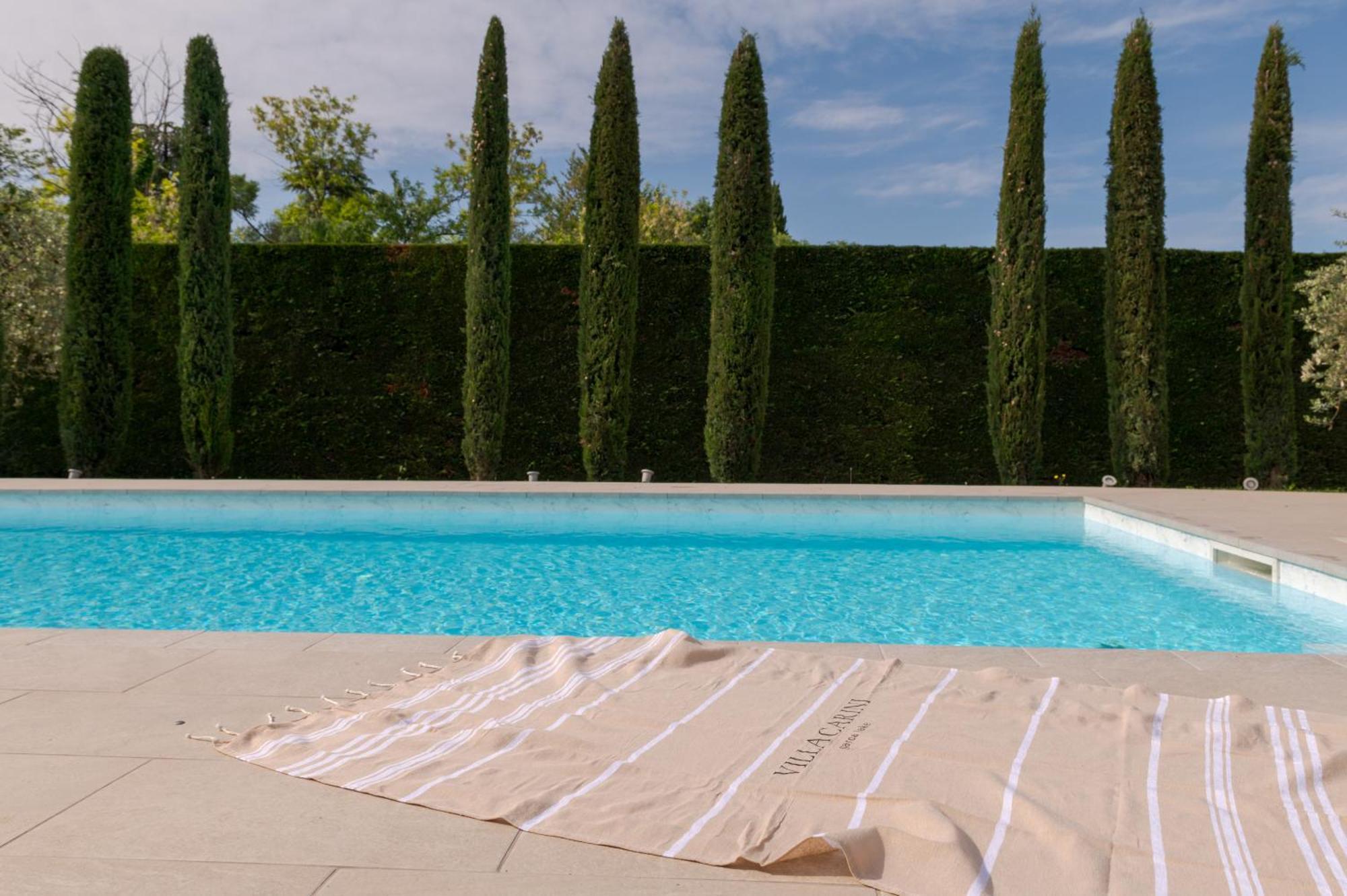 Сasa de vacaciones Carini With 3000 Mq Garden & Heated Pool