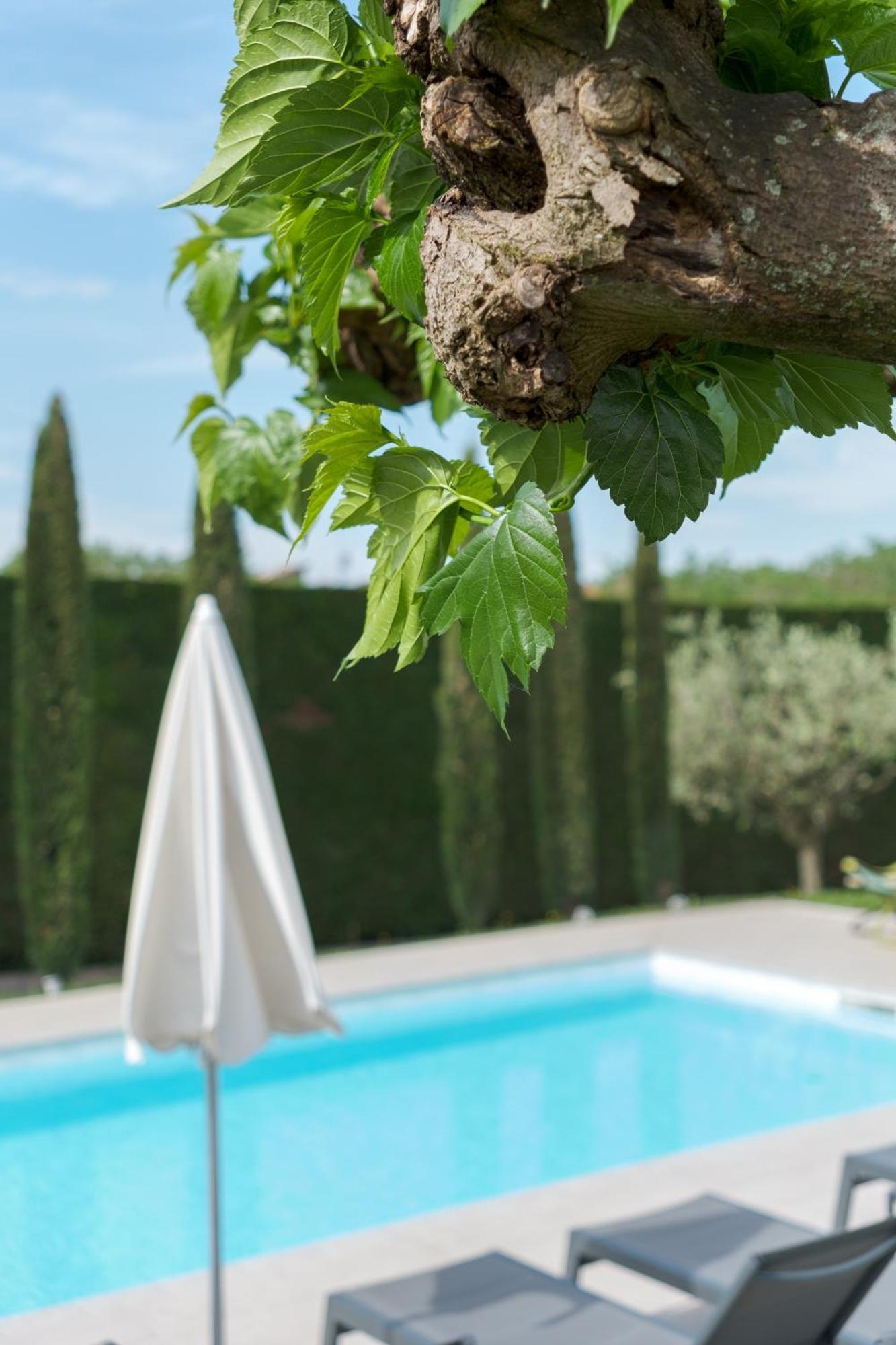 Carini With 3000 Mq Garden & Heated Pool Сasa de vacaciones *