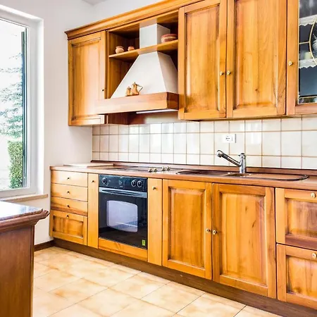 Villa Carini With 3000 Mq Garden & Heated Pool Castelnuovo del Garda Exterior photo