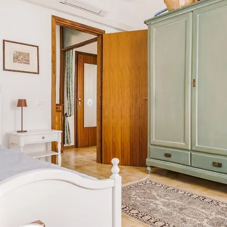 Villa Carini With 3000 Mq Garden & Heated Pool Castelnuovo del Garda Exterior photo